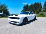 Dodge Challenger SRT Hellcat - Dodge Challenger: Hellcat