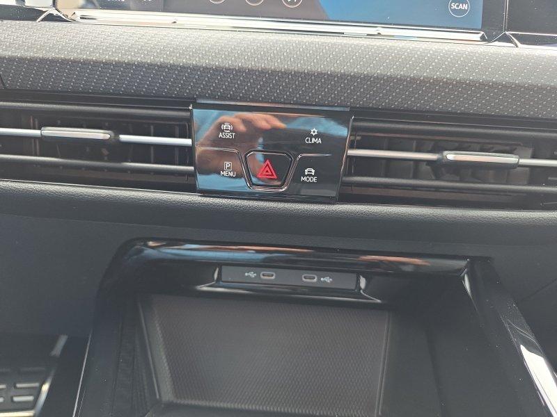 Volkswagen Golf R-Line 1.5 eTSI DSG Navi/LED/ACC/Winterp., миниатюра 24