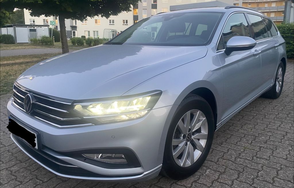 Image of Volkswagen Passat Variant