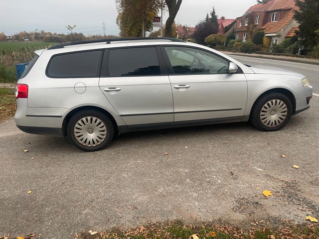 Volkswagen Passat Variant Trendline/NAVI/