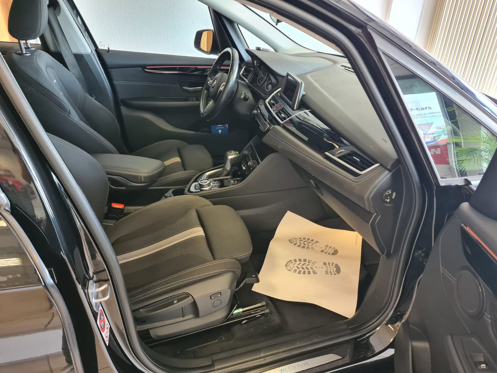 Fahrzeugabbildung BMW 225 Active Tourer 225xe/NAVI/ca. 30€ Steuer/Jahr