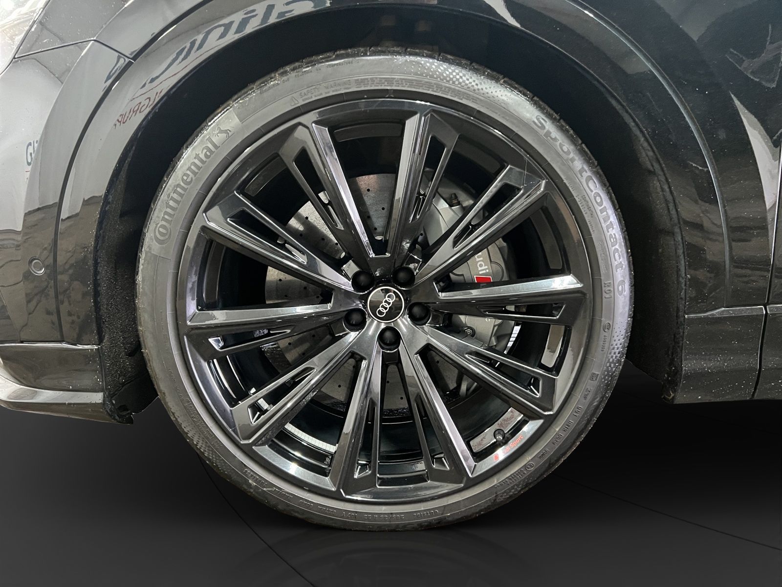 Audi SQ8 - Bild 13
