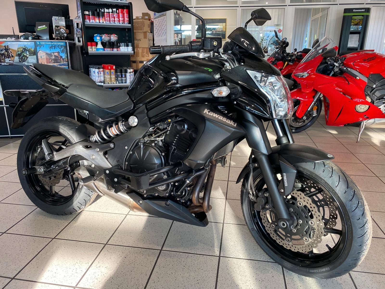 Kawasaki ER-n ABS - Tiefer