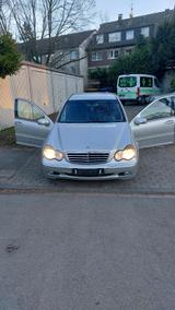 Mercedes-Benz Mercedes Benz W203 c180 LPG - Mercedes-Benz C 180 mit LPG-Antrieb: Limousine