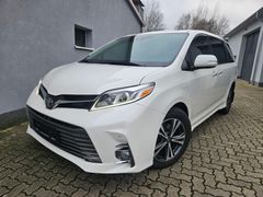 Toyota Sienna kaufen bei mobile.de