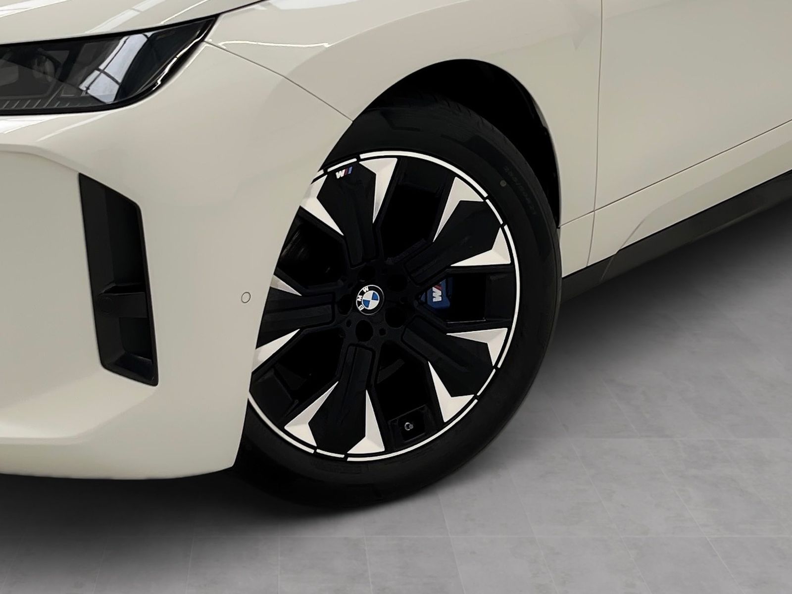 BMW iX - Bild 8