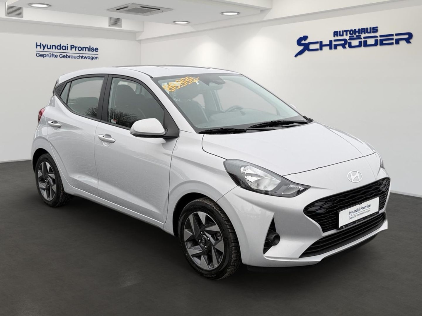 Fahrzeugabbildung Hyundai i10 Trend 1.0 PDC Klima Sitzheizung  HU/AU Neu