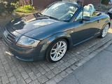 Audi TT - Audi TT aus 2004: Roadster