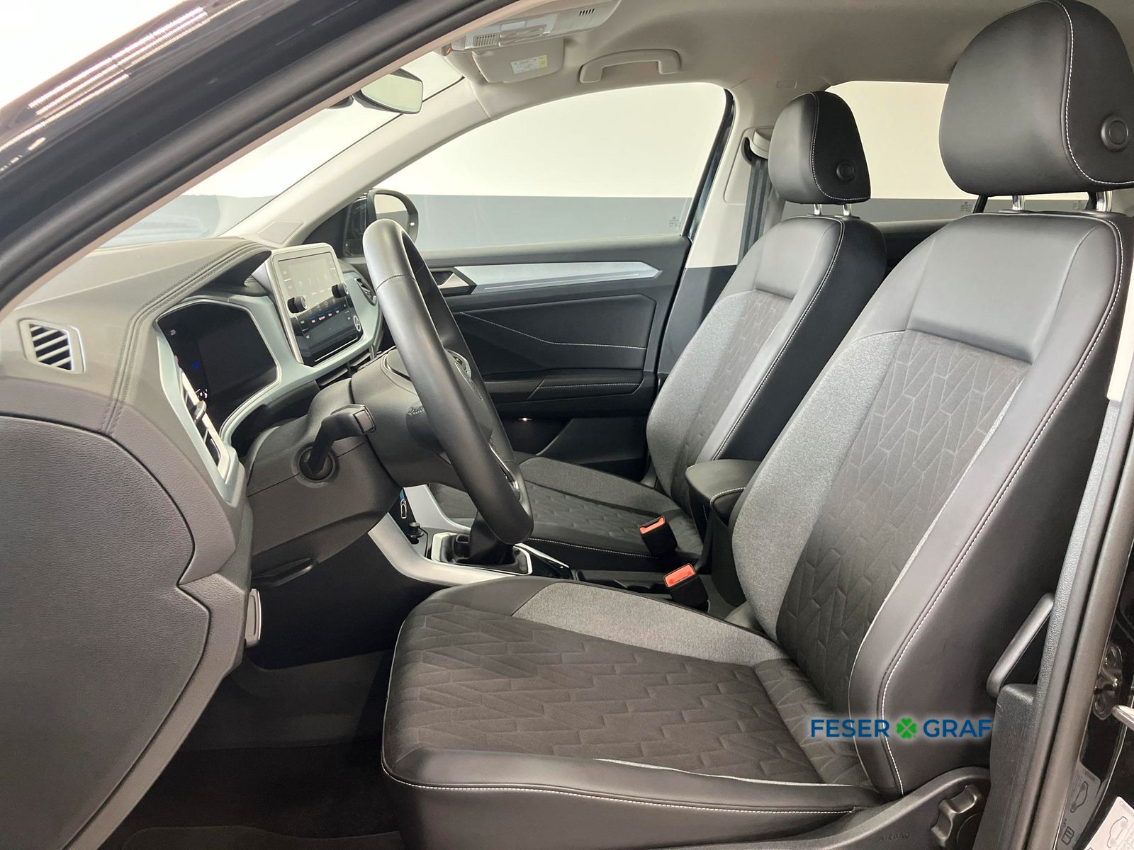 Volkswagen T-Roc - Bild 11