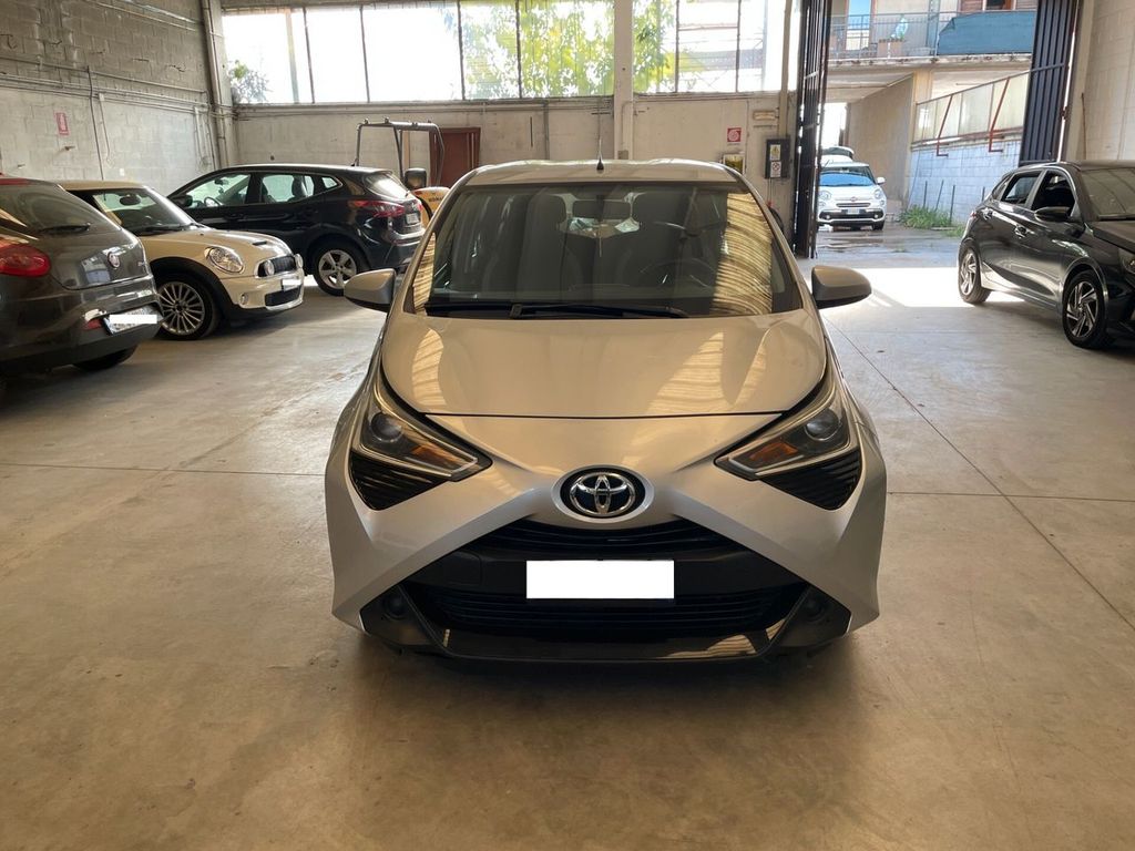 Image of Toyota Aygo (X)