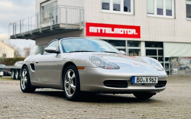 Porsche Boxster 2.7