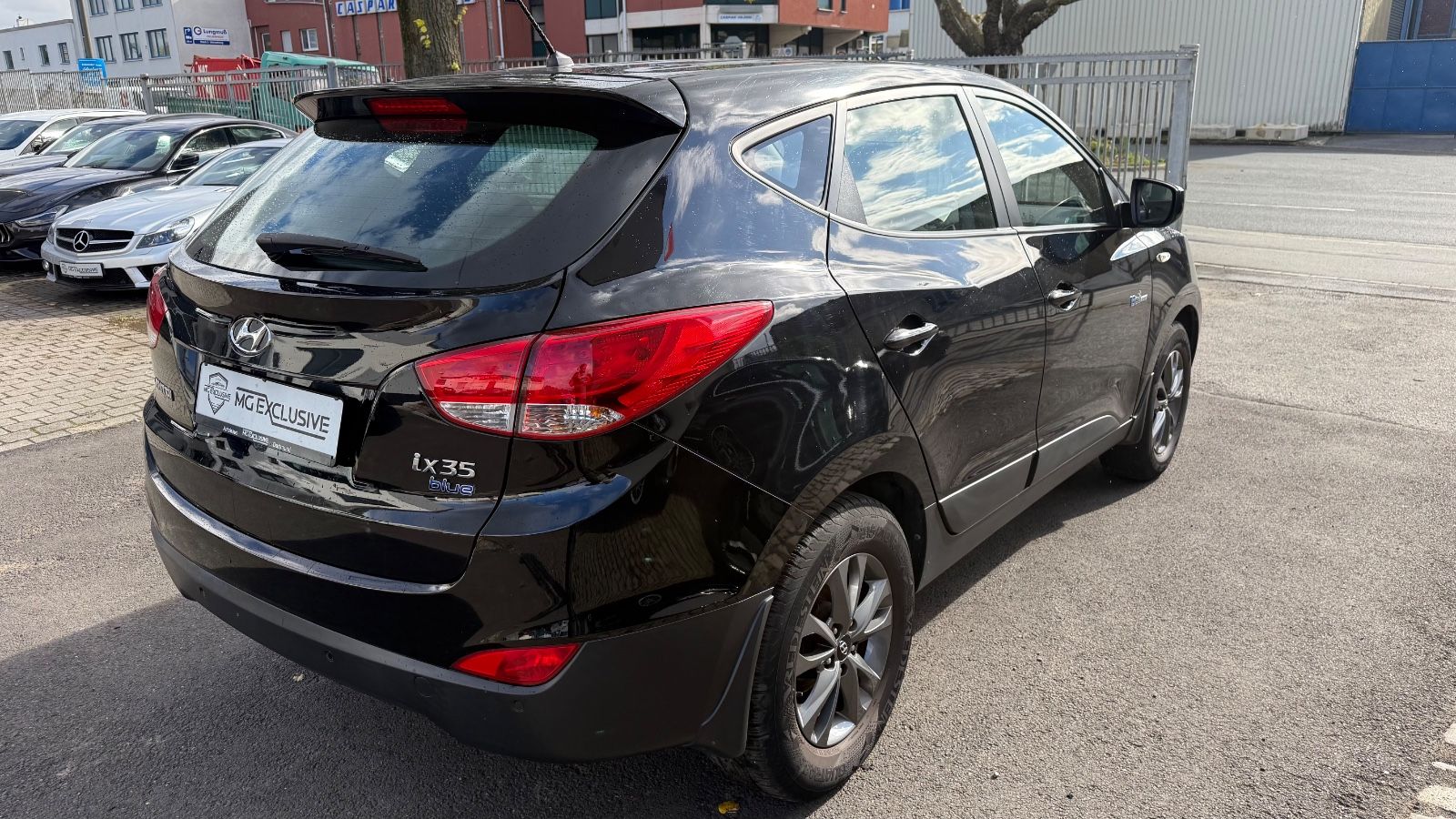 Fahrzeugabbildung Hyundai ix35 1.6 GDI Classic 2WD