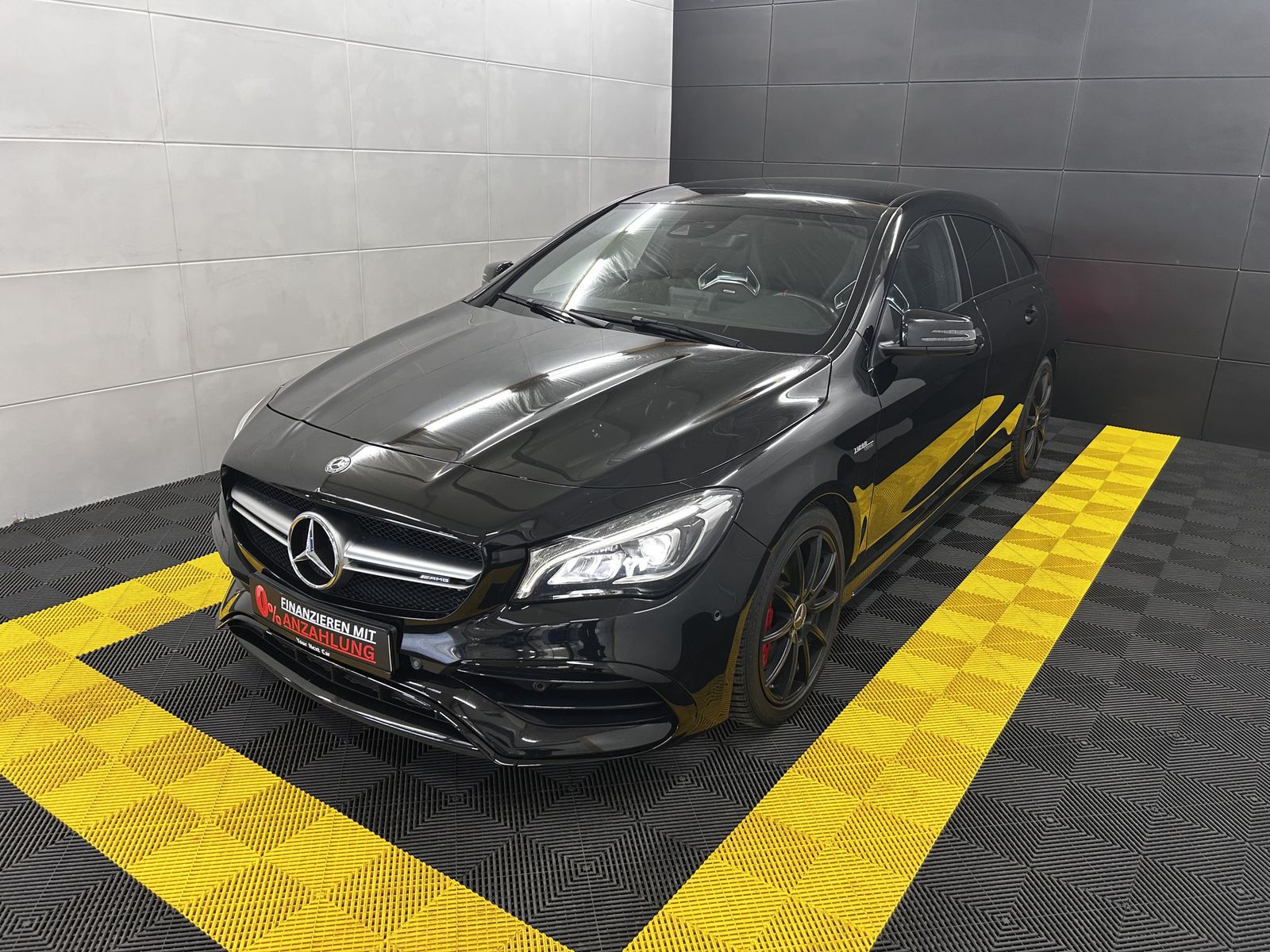 MERCEDES-BENZ CLA 45 AMG Shooting Brake 4Matic+Pano+H&amp;K+Memory