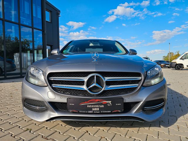 Mercedes-Benz Lim.C 220 BlueTec / d,SH,Sportsitze,Navi,LED,AHK