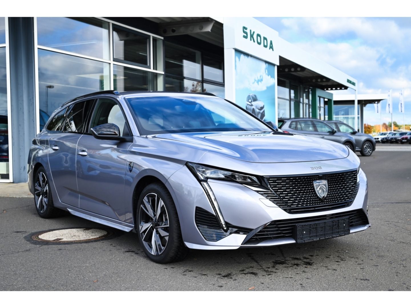 Peugeot 308 SW 180 GT Hybrid Navi LED ACC Apple CP SHz imagem 3