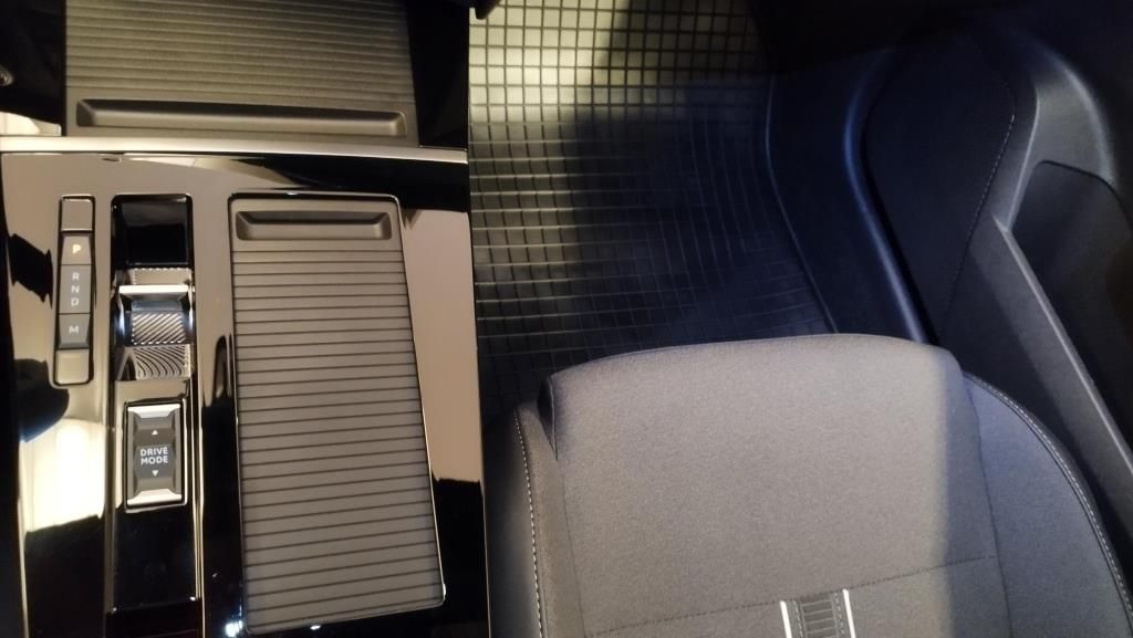 Erstes Annaberger Autohaus - Opel Astra Sports Tourer GS, AT8, AGR, Sitz-Lenkradhe - Bild 13 Erstes Annaberger Autohaus - Opel Astra Sports Tourer GS, AT8, AGR, Sitz-Lenkradhe - Bild 13