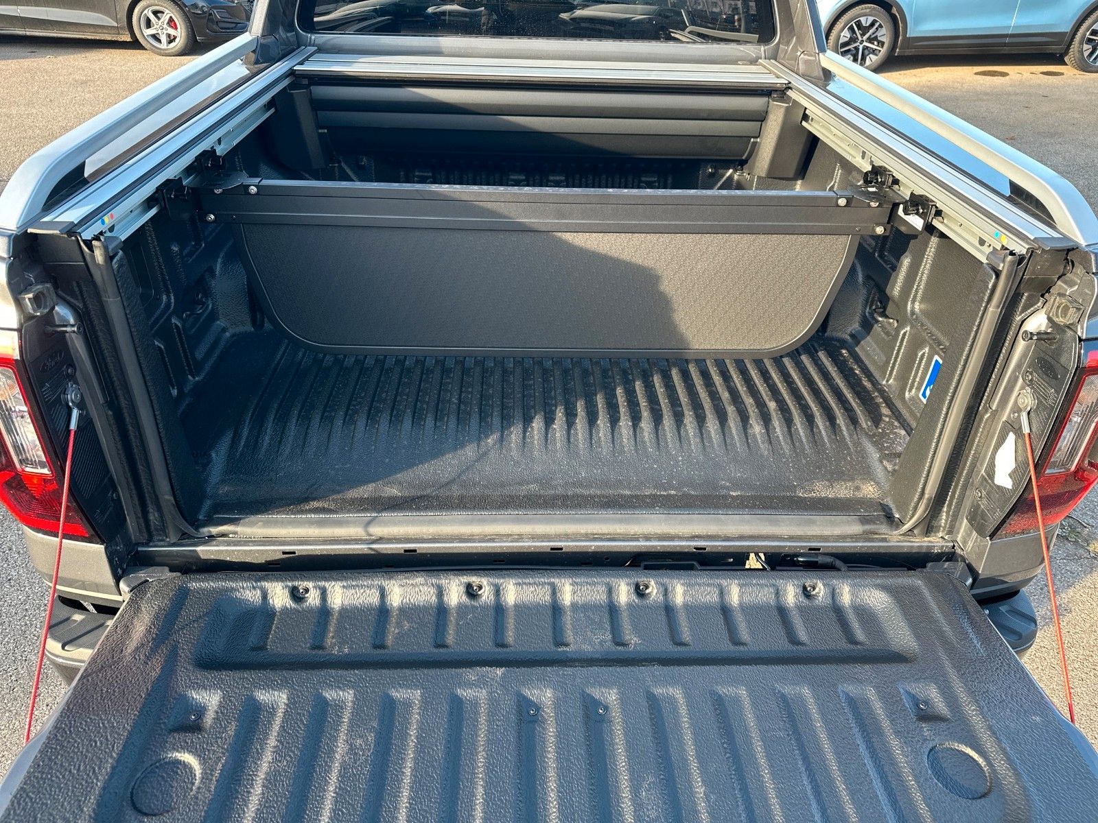 Fahrzeugabbildung Ford Ranger Plug-in-Hybrid Wildtrak, TECHNOLOGIEPAKET