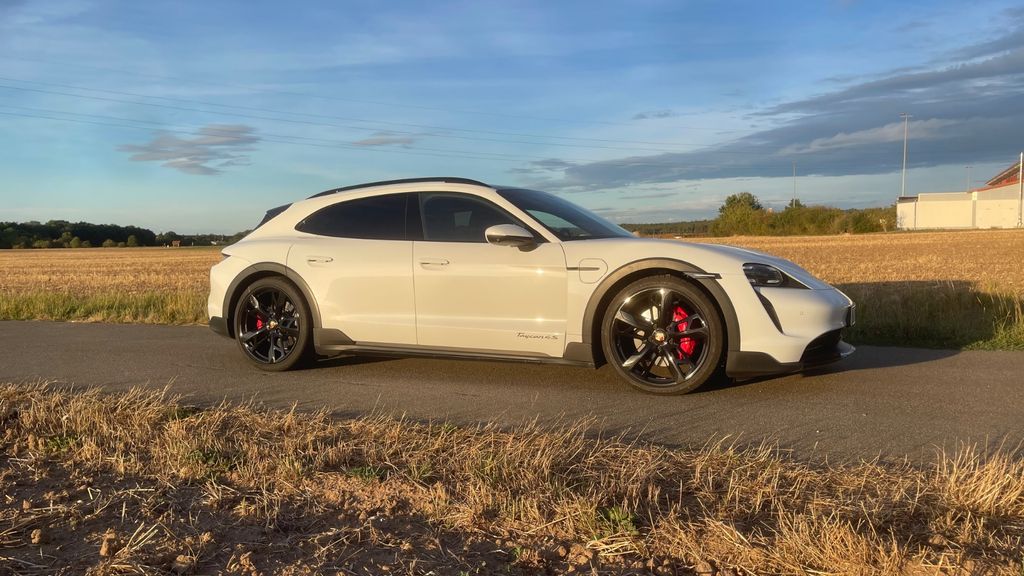 Image of Porsche Taycan