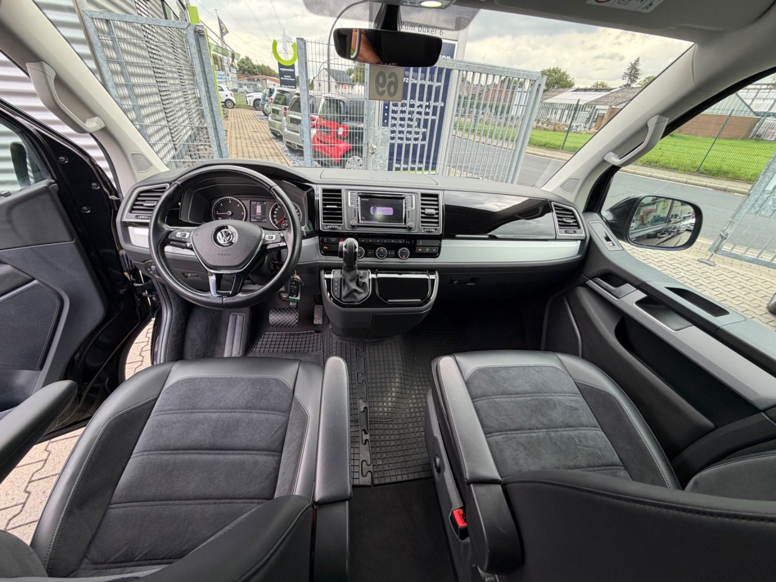 Volkswagen T6 Multivan HIGHLINE LEDER KLIMA EL.TÜREN KAMERA foto 17