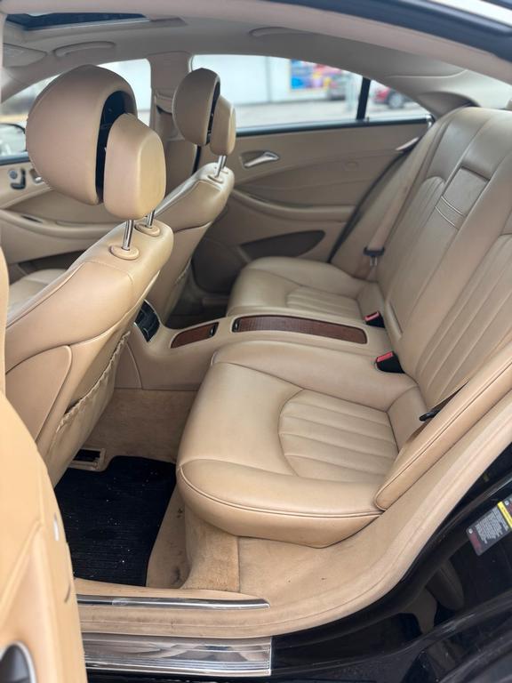 Mercedes-Benz CLS 320