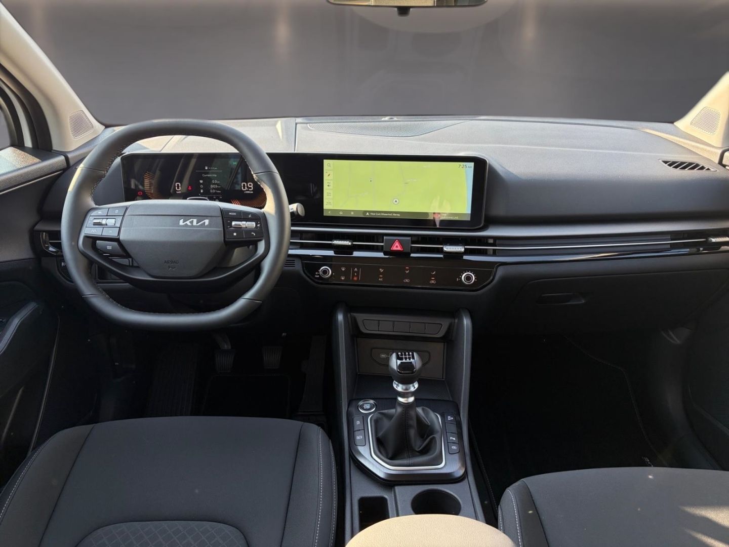 Fahrzeugabbildung Kia Sportage Core 1.6T 2WD Navi Digitales Cockpit LE