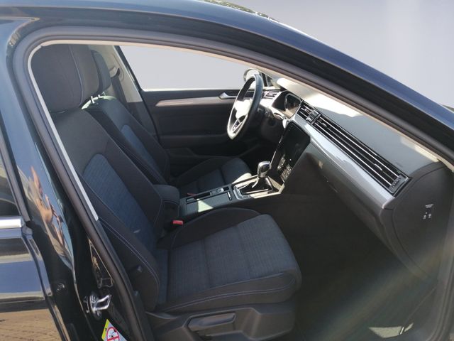 Passat Variant GTE KAMERA+AHK+MATRIX+PARKLENK