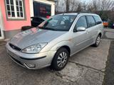 Ford Focus 1.8 Ghia - gebrauchte Ford Focus aus dem Jahr 2002