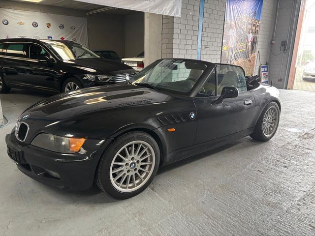 BMW Z3 1,8 Leder 17" Alufelgen aus zweiter Hand