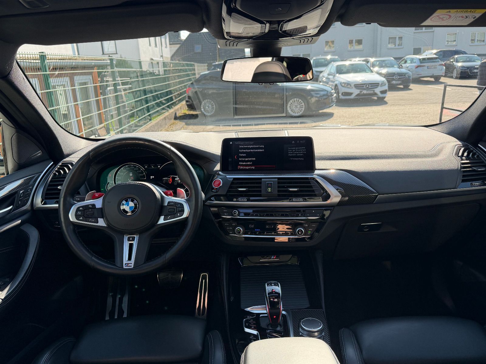 Fahrzeugabbildung BMW X4 M Competition/HUD/HARMAN-KARDON/S-DACH/AMBIEN