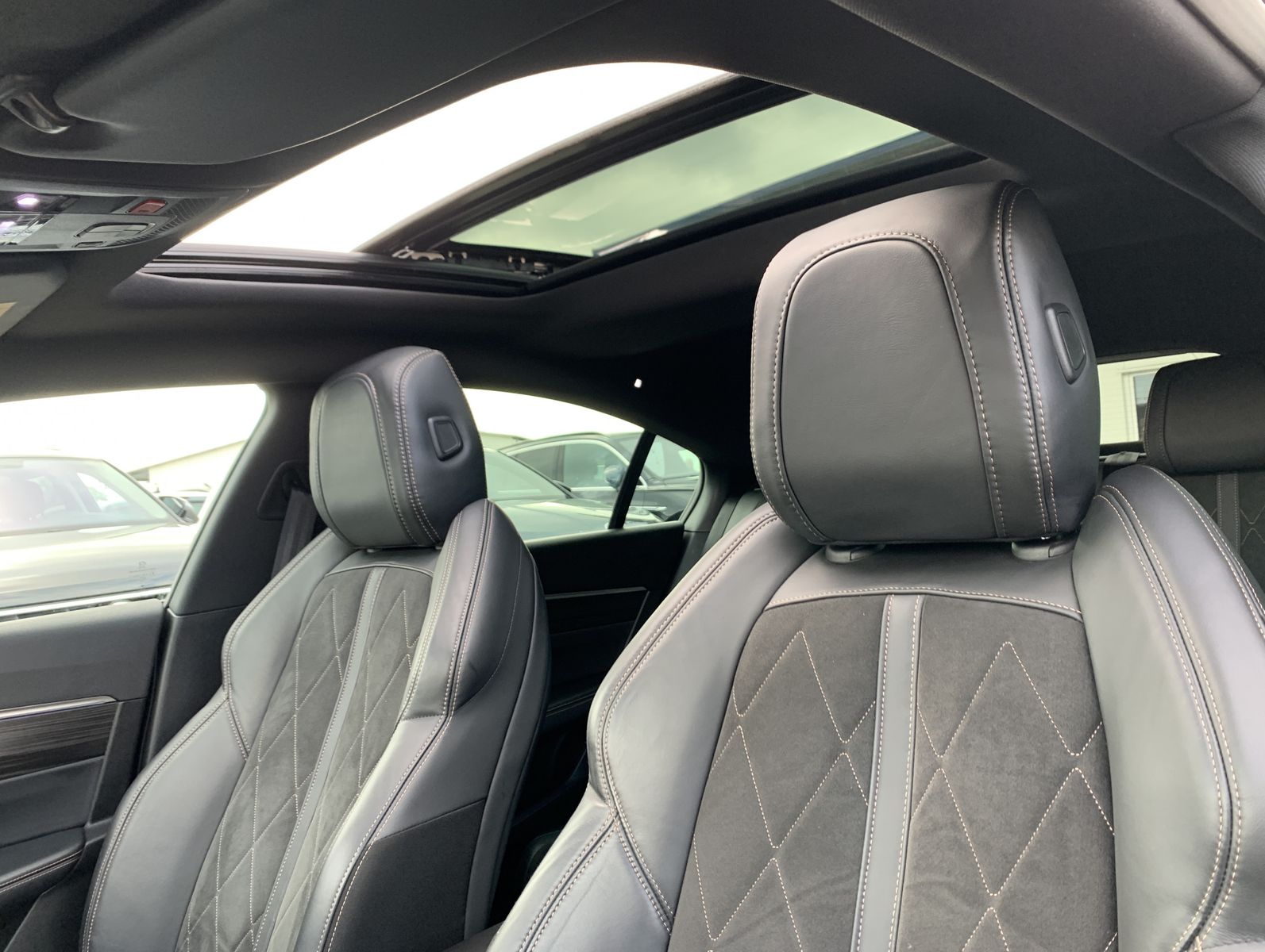Fahrzeugabbildung Peugeot 508 2.0 HDI*GT*First Edition*Leder*NightVision*