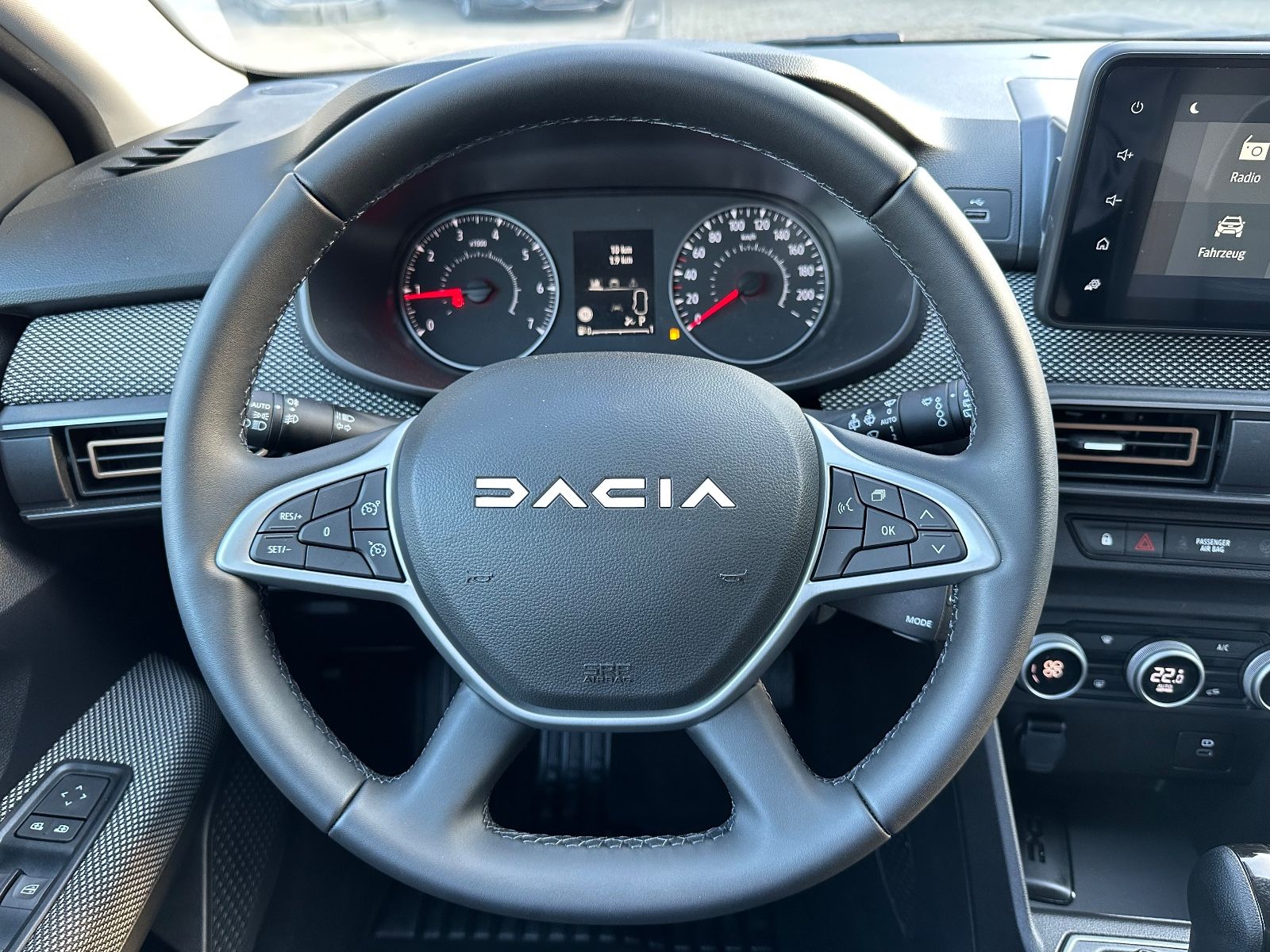 Fahrzeugabbildung Dacia Sandero Stepway Expression CVT LED/PDC/Carplay