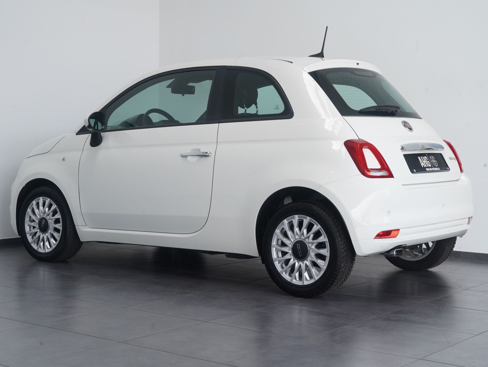 Fahrzeugabbildung Fiat 1.0 Mild Hybrid Lounge PDC/NAVI/CARPLAY