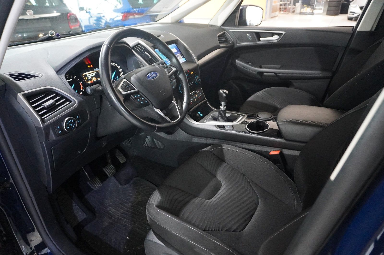 Fahrzeugabbildung Ford S-Max 2.0D TREND NAVI/LED/KAMERA/SHZ/SPORT/DAB+