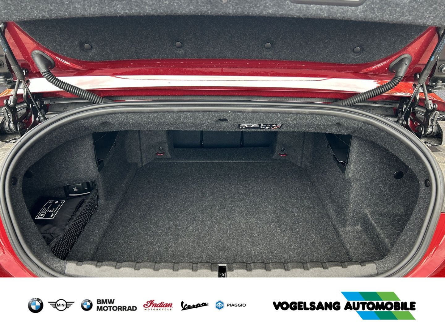 Fahrzeugabbildung BMW M440i xDrive Cabrio 19' LM Lenkradheizung Sportp