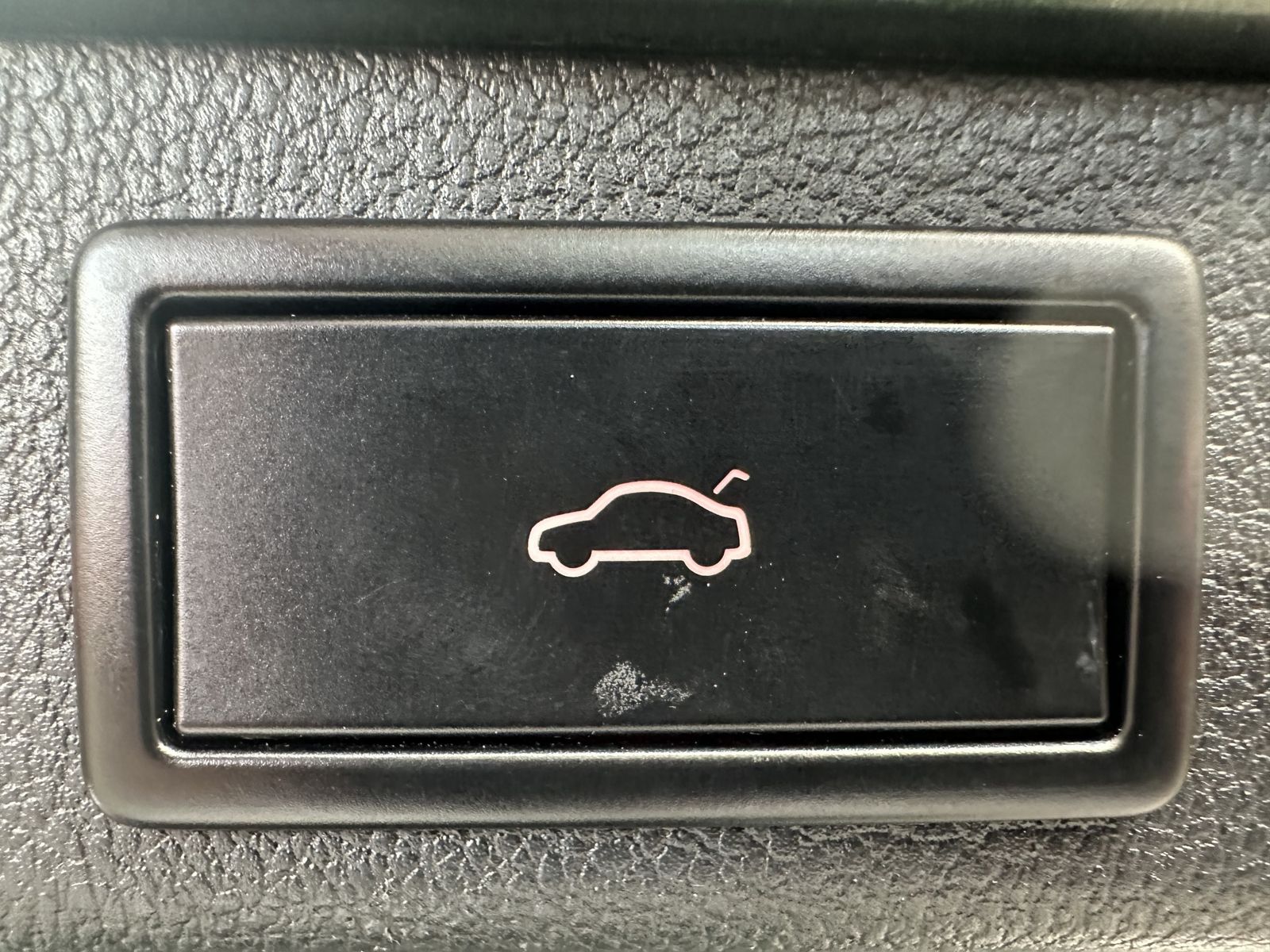 Fahrzeugabbildung SKODA Superb 1.4 TSI iV DSG L&K NAV+LED+AHK+ACC+KAMERA