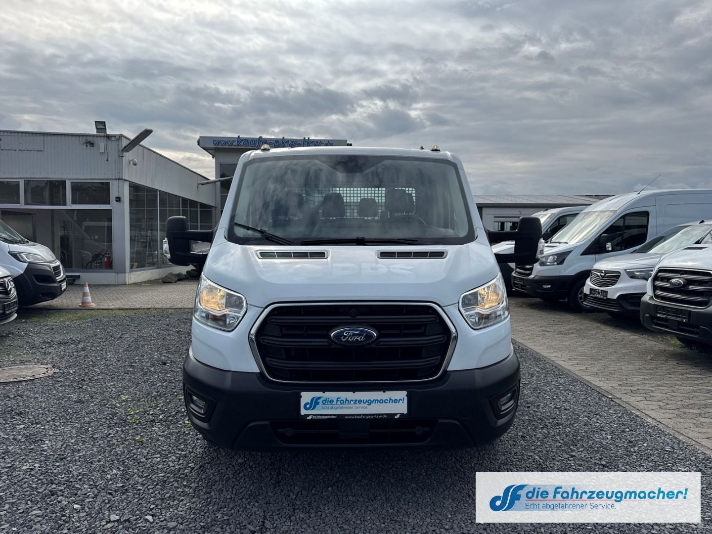 Fahrzeugabbildung Ford Transit Pritsche 310 L2 Doppelkabine Trend AHK D