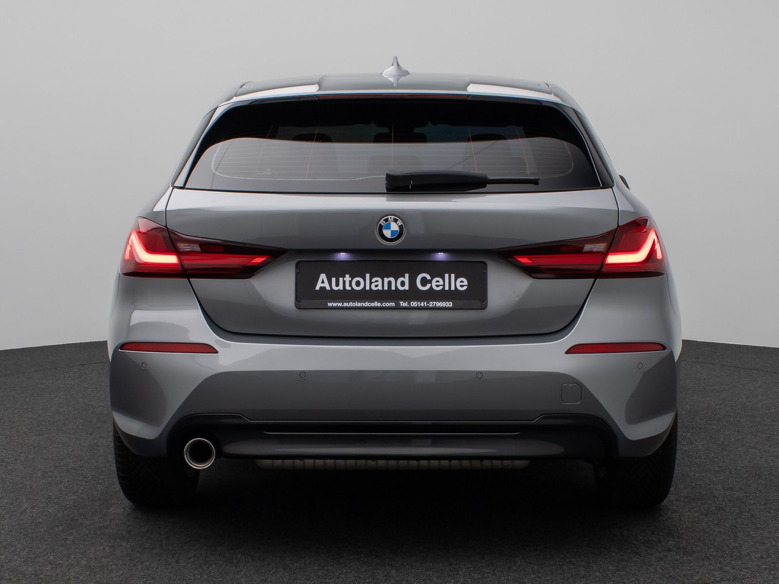 Fahrzeugabbildung BMW 118i Sport Line DAB HiFi Lenkrhz Fernlichtassist