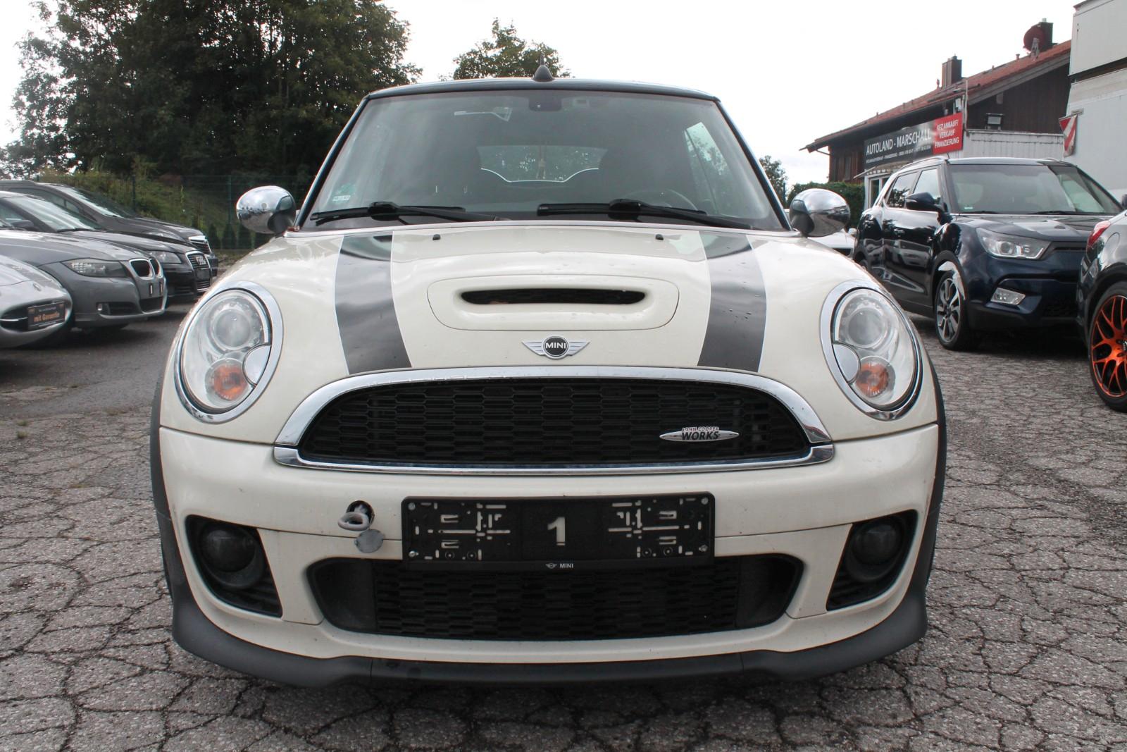 MINI Cooper S 1.6 PDC KLIMATR NAVI ALU SHZ
