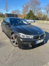 BMW 750d xDrive / M- Paket - BMW 750 in Duisburg