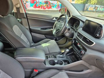 Hyundai TUCSON - 12
