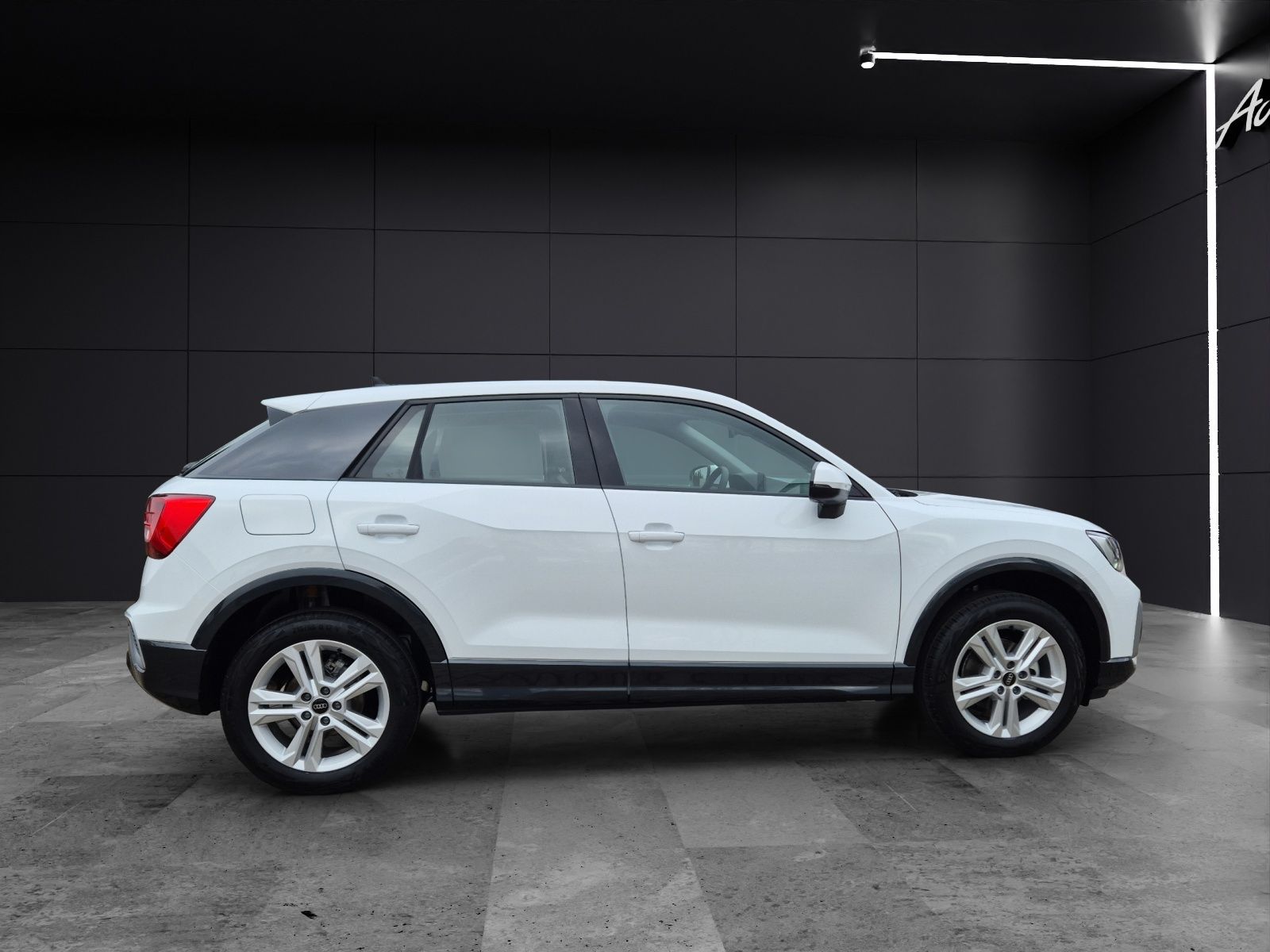 Fahrzeugabbildung Audi Q2 35 TFSI advanced S tronic LED