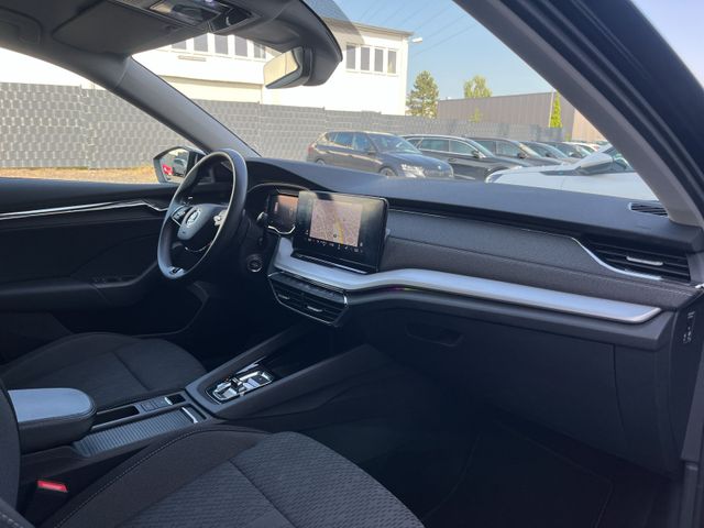 Octavia Combi First Edition 2.0 TDI DSG *ACC*NAV