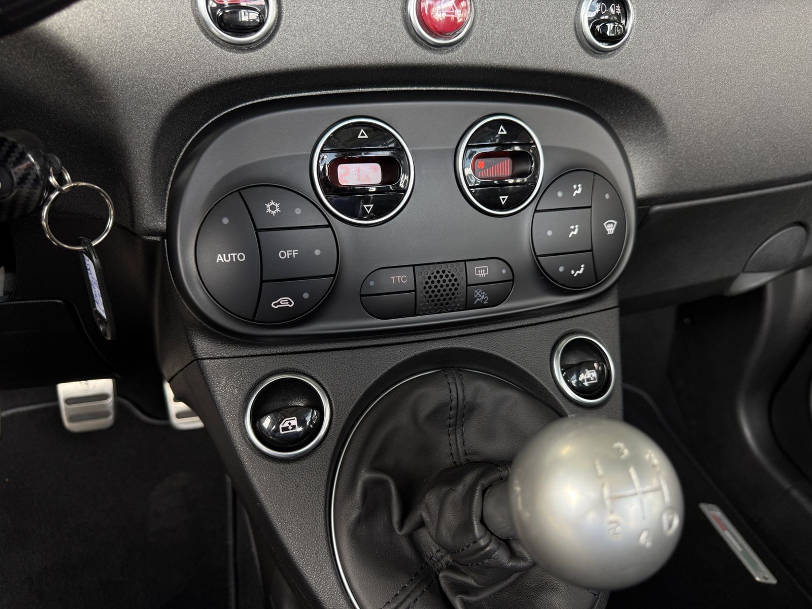 Fahrzeugabbildung Abarth 595C Competizione XENON NAVI ALU