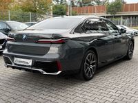 BMW 750 - Vorschau Bild 2