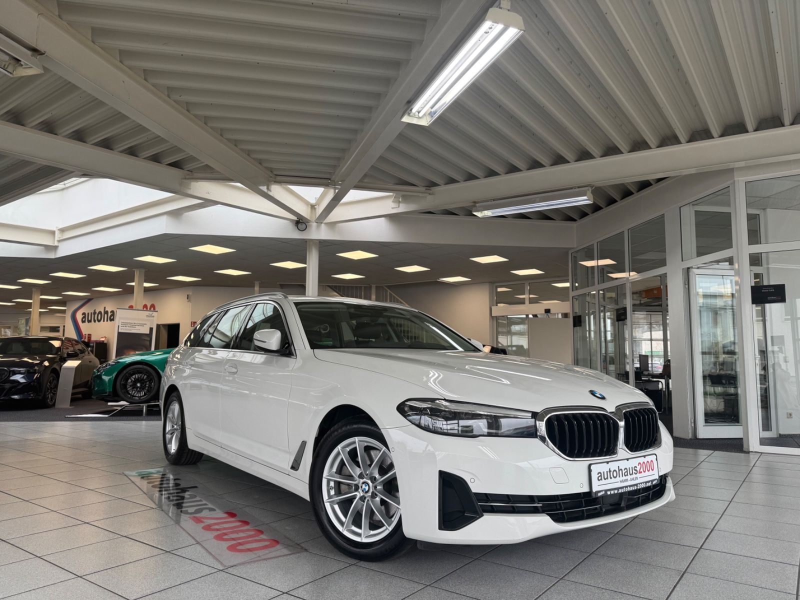 BMW 520d Touring AUT./LED/CAM/AHK/DAB