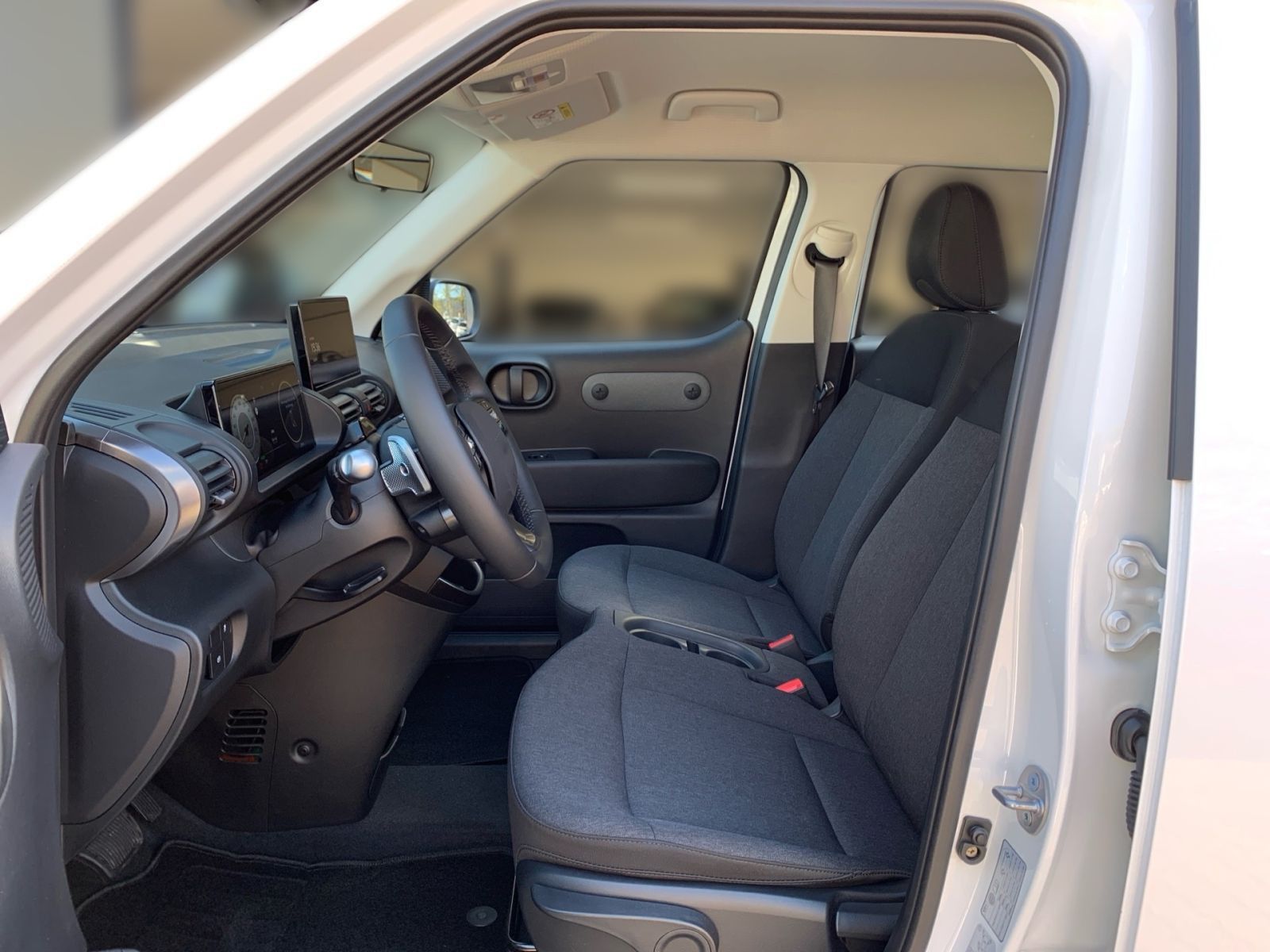 Fahrzeugabbildung Hyundai INSTER Select Elektro 49 kWh sofort verfügbar