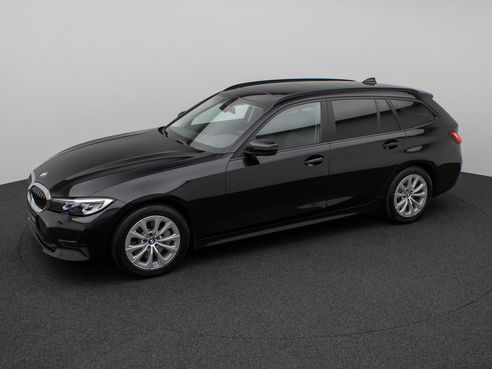 Fahrzeugabbildung BMW 330i Panorama Komfort Leder Sportsitz Stop&Go