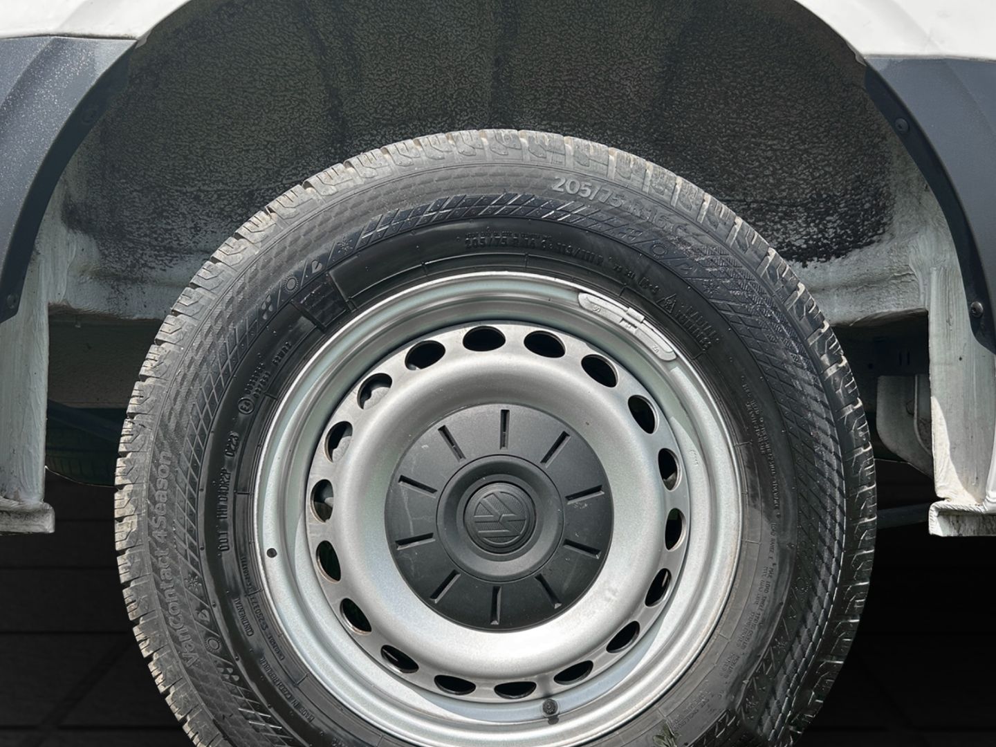 Crafter Kasten mittellang Hochdach FWD 35 2.0TDi