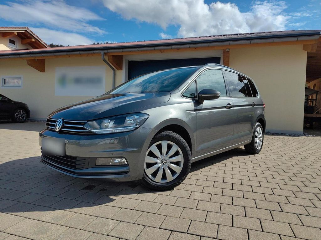 Image of Volkswagen Touran