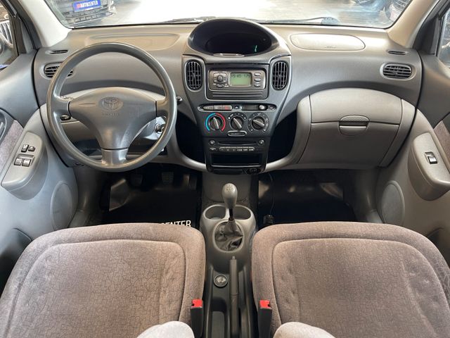 Toyota Yaris 1.3 linea sol *Klima*TÜV0826*AHK*